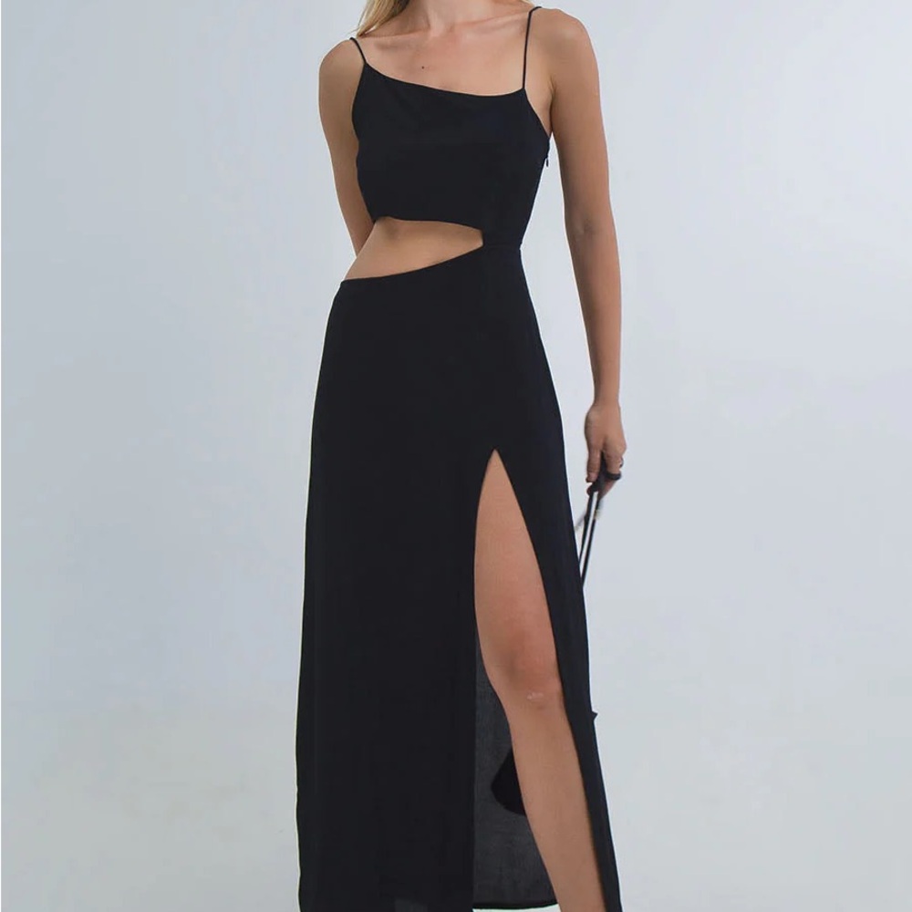 Chic Black Backless Maxi Dress